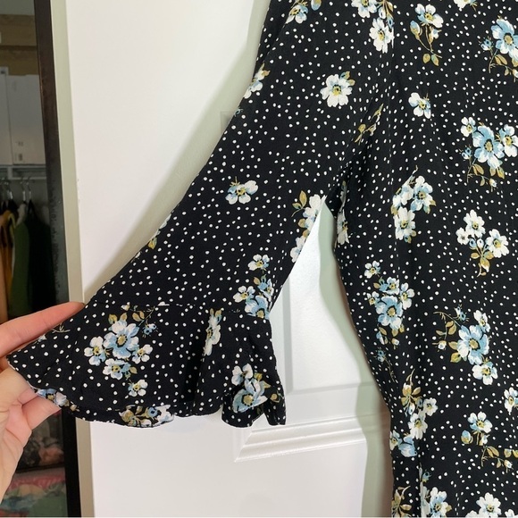 Loft Women’s Floral Polka Dot Wrap Romper Dress Size 4 Flutter Ruffle Boho - Picture 4 of 11